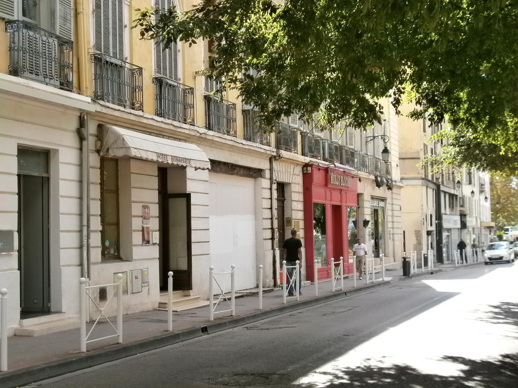 Hotel Bonaparte تولون المظهر الخارجي الصورة