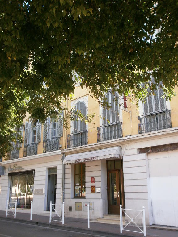 Hotel Bonaparte تولون المظهر الخارجي الصورة