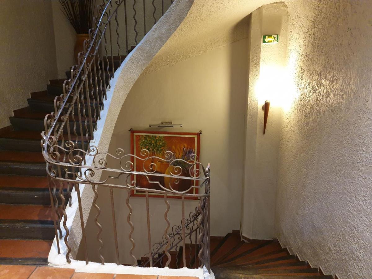 Hotel Bonaparte تولون المظهر الخارجي الصورة